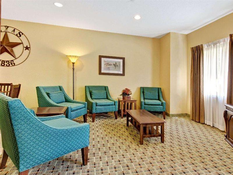 Super 8 By Wyndham San Antonio Airport North Hotel Екстериор снимка